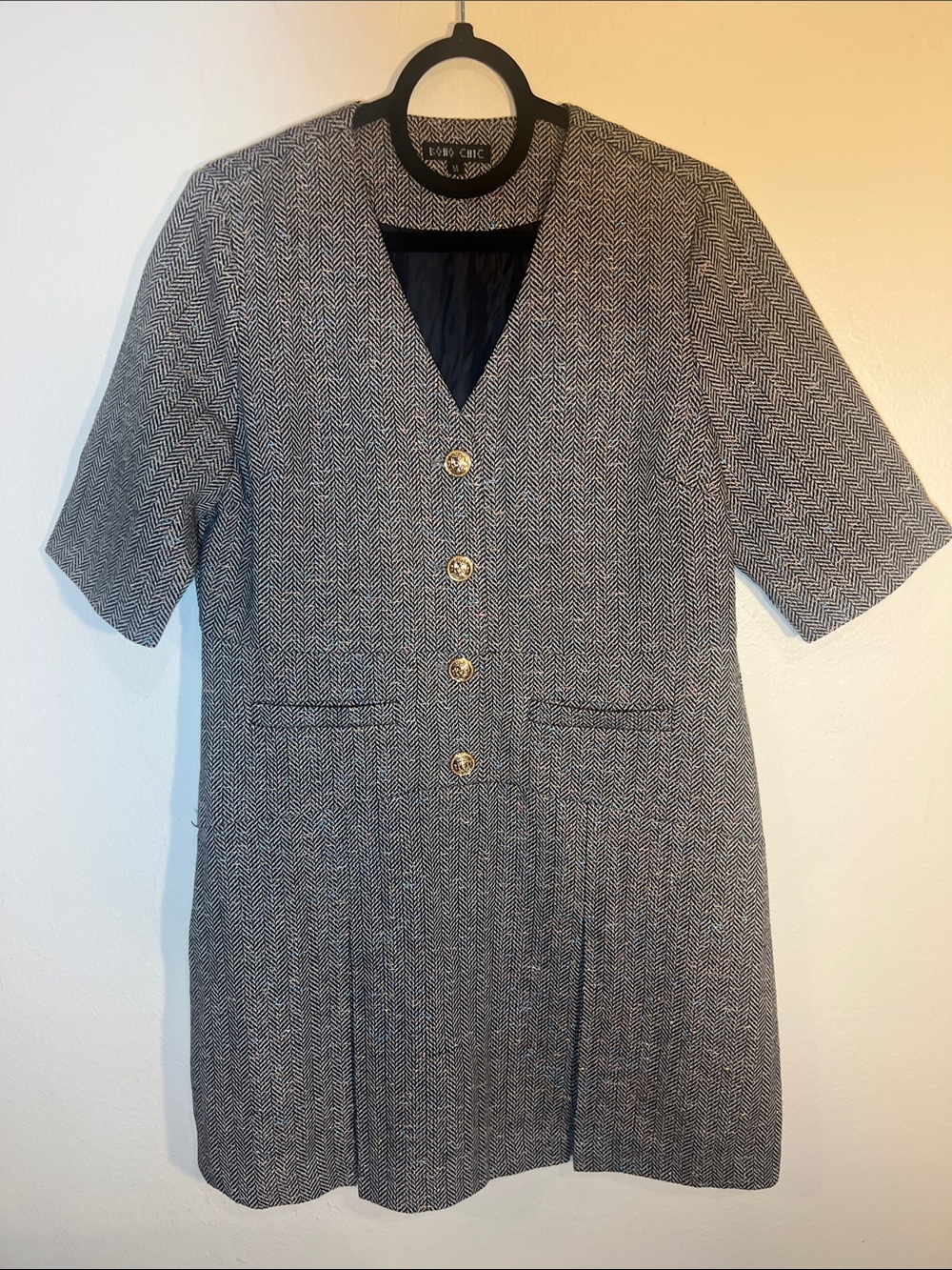 Boho Chic Tailored Black & Ivory Herringbone Short Dleeve V-Neck Mini Dress Med
